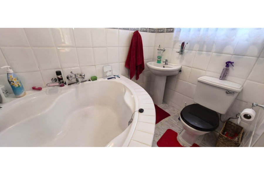 3 Bedroom Property for Sale in Hadison Park Northern Cape